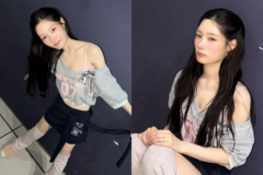 片肩を見せたクロップスウェットにリボンブローチ、I.O.I出身女優の愛らしいY2Kルックが話題
